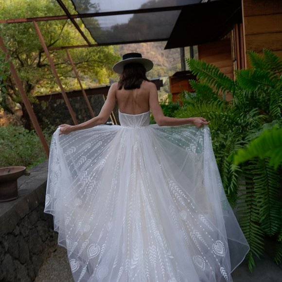 Rish Bridal Aspen Wedding Gown - Picture 6 of 9